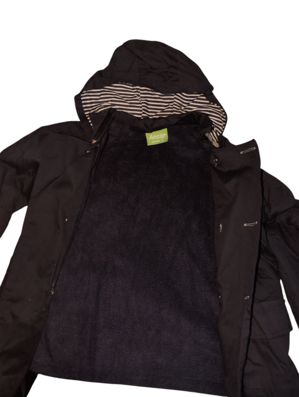 Chamarra Estilo Marino con Forro y Gorro Retirable                                 (c24)