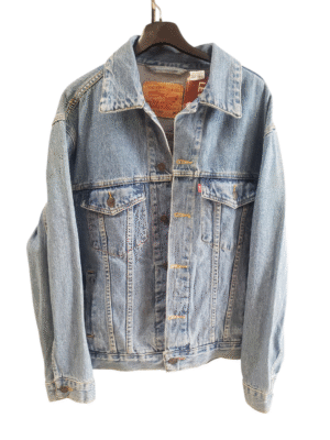 Chamarra Levi's Clásica Mezclilla mediana               (c24)